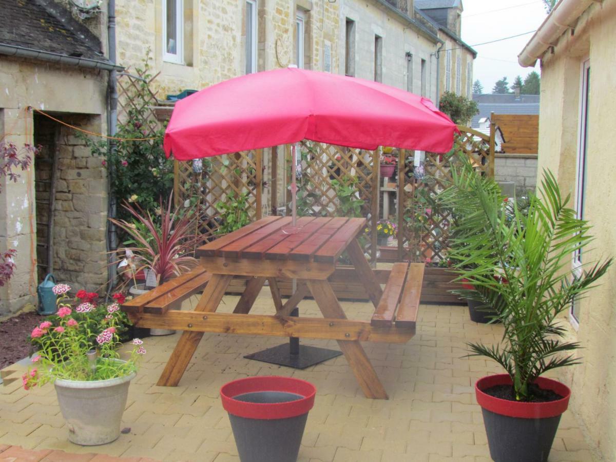 Le Marioly Villa Tilly-sur-Seulles Exterior foto